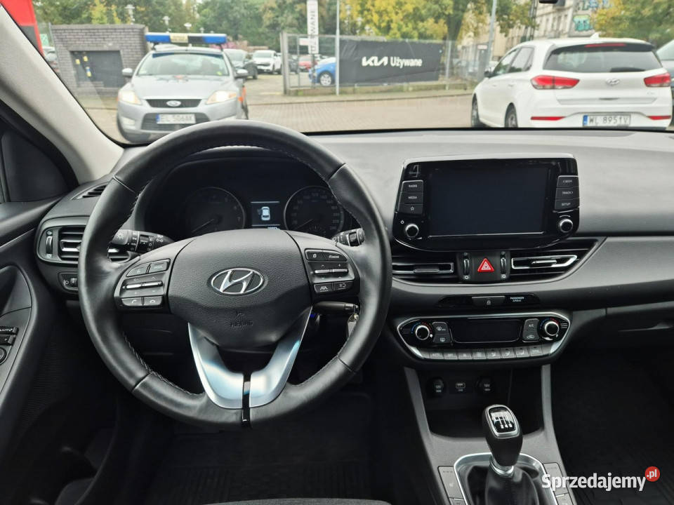 Hyundai i30 10 TGDI 6MT 120 WersjaSmart Pakiet 29876km Łódź