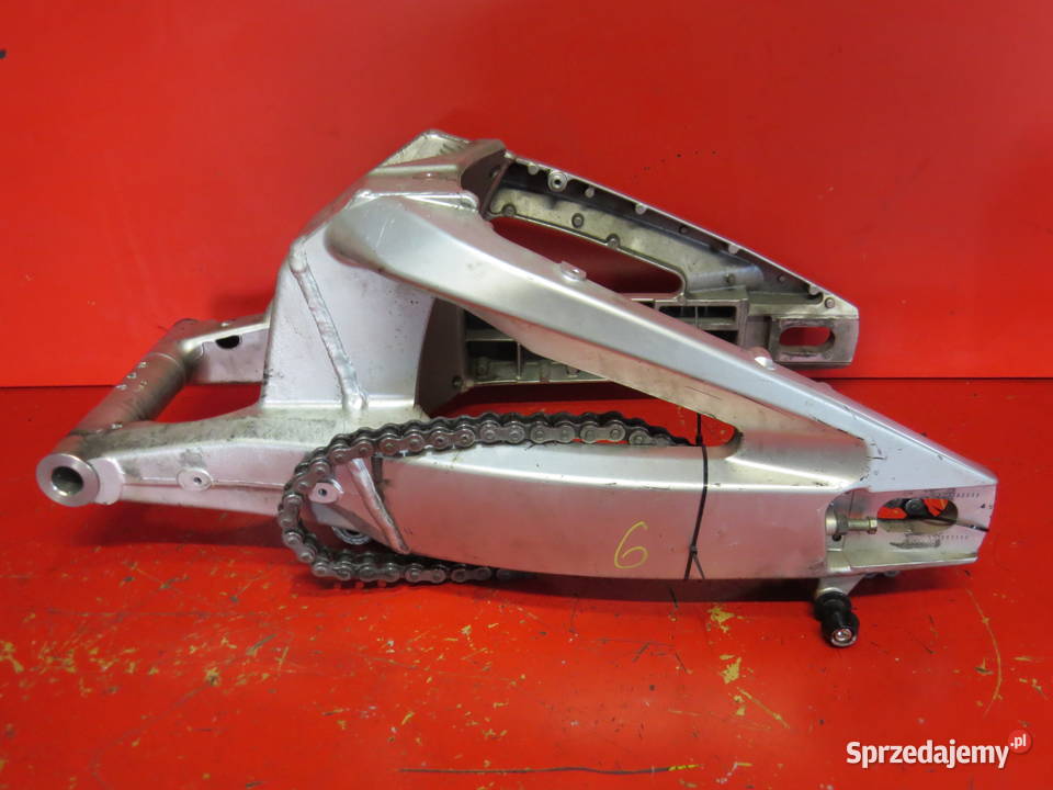 SUZUKI GSR 600 GSR600 K10 09 wahacz mocowanie