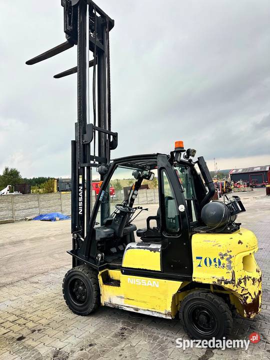 wózek widłowy NISSAN FG30 LPG 3000 450m przesuw Działoszyn sprzedam