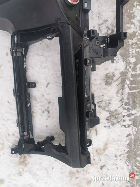 Deska rozdzielcza dolna Toyota Yaris III 15 VVTI Rok produkcji 2019 mazowieckie