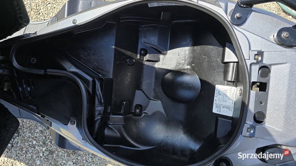 Suzuki Burgman 125 Wtrysk Kufer Kask Szyba Nowe Mrągowo