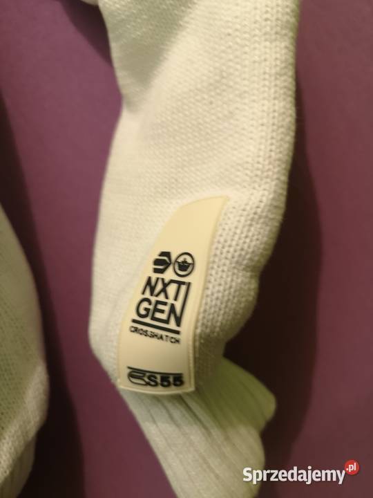 Gruby sweter na misiu Kętrzyn