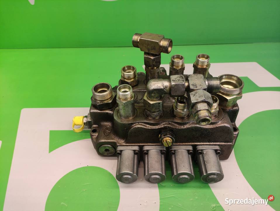 Rozdzielacz hydrauliczny 514090 Manitou MLT 633 Wilkowo sprzedam