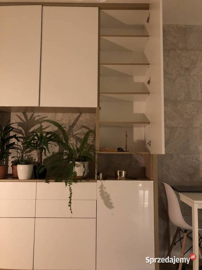 Meblościanka biało drewniana Meble do salonu Warszawa