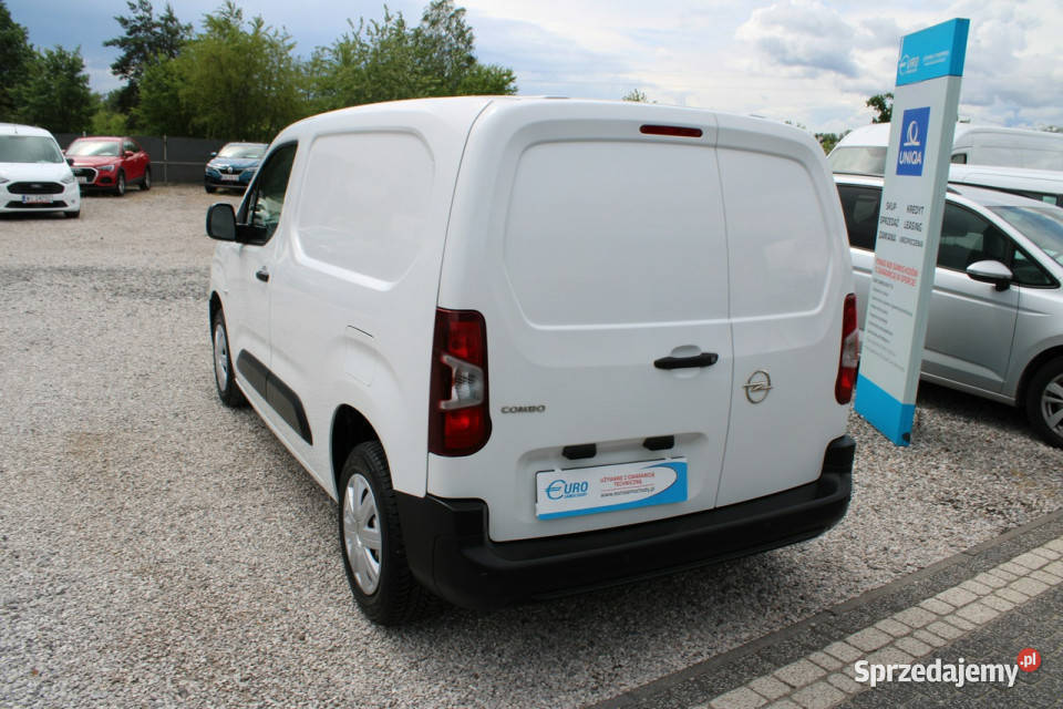 Opel Combo VAN Vat1 Fvat netto 39 756PLN Salon Opel Warszawa
