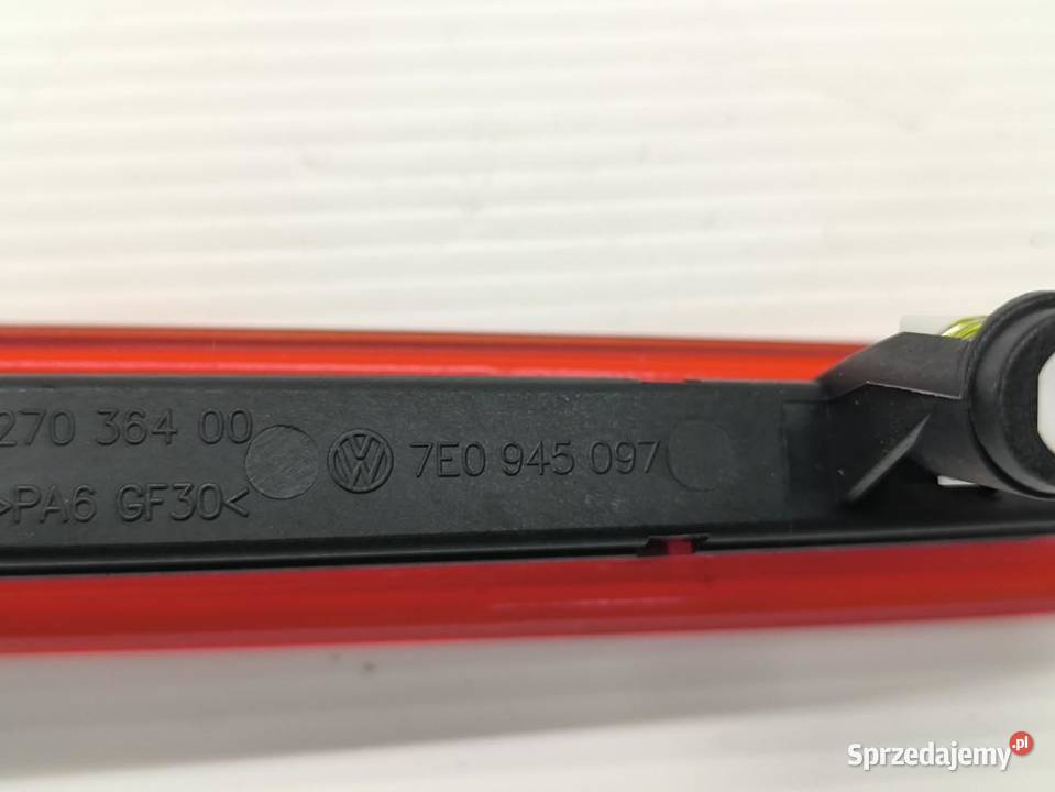 ŚWIATŁO STOP TYŁ W KLAPĘ NOWE ORGINAŁ VOLKSWAGEN osobowe Światła stop