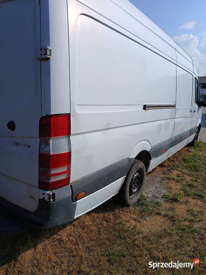 Sprinter 2 crafter średni 3 zarejestrowany w Mercedes-Benz lubelskie Wołoskowola sprzedam