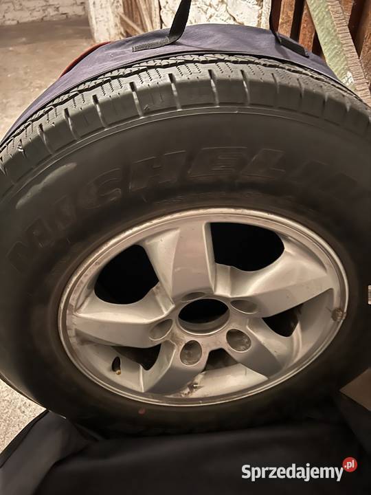 Sprzedam opony letnie w rozmiarze 24570 R16 Samochodowe Racibórz