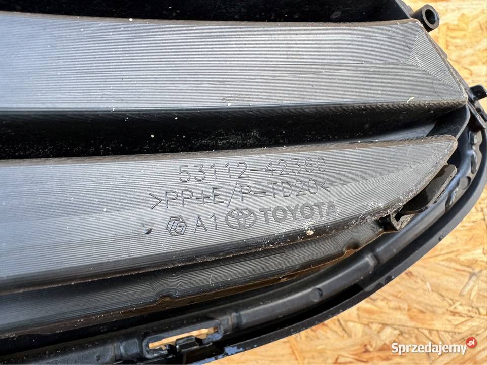 Kratka listwa dolna zderzaka przód Toyota BZ4X Międzychód