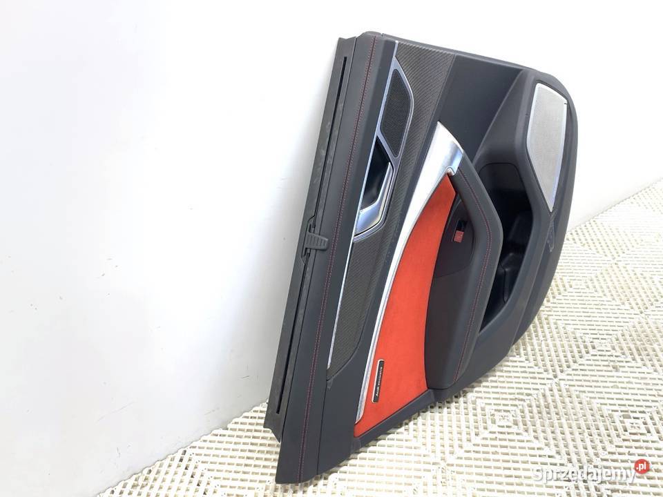 BOCZEK DRZWI LEWY TYŁ ROLETA AUDI A6 C8 Kombi Boczne (drzwi)