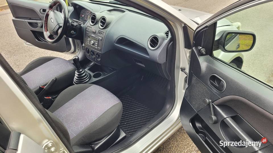 FORD FIESTA MK6 LIFT 13B OPŁACONY KLIMA 5 DRZWI wspomaganie kierownicy Końskie