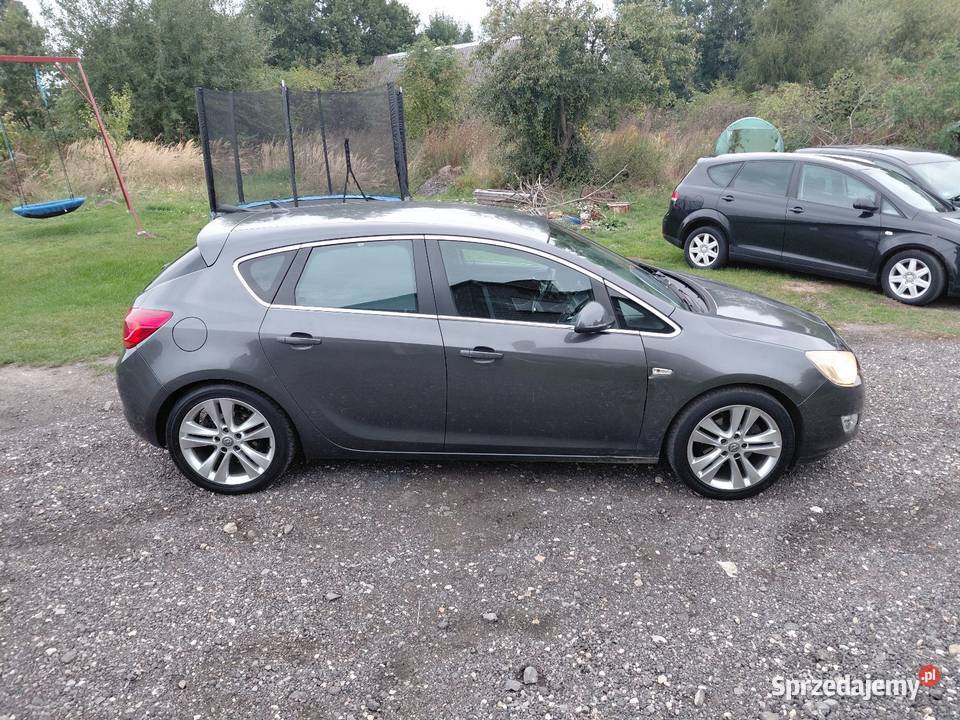 Astra j Skóry Navi Rok produkcji 2010 Samochody osobowe małopolskie Wolbrom