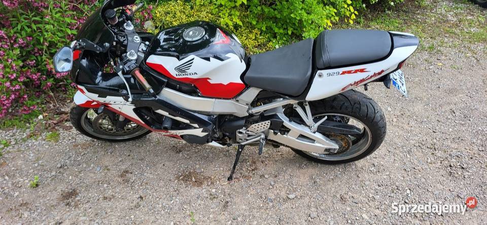 Sprzedam Honda CBR 929 RR Motocykl Pełno sprawny Honda małopolskie