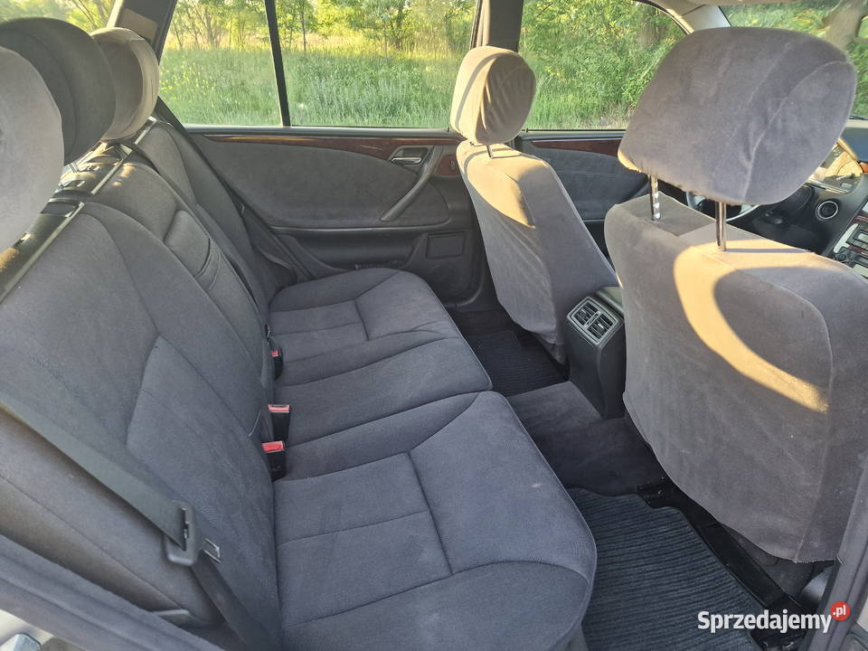 MercedesBenz Klasa E W210 Elegance Kombi 27 CDI 256000km Karczew