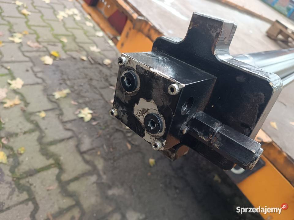 Siłownik do auto lawety skok 460m Zabrze