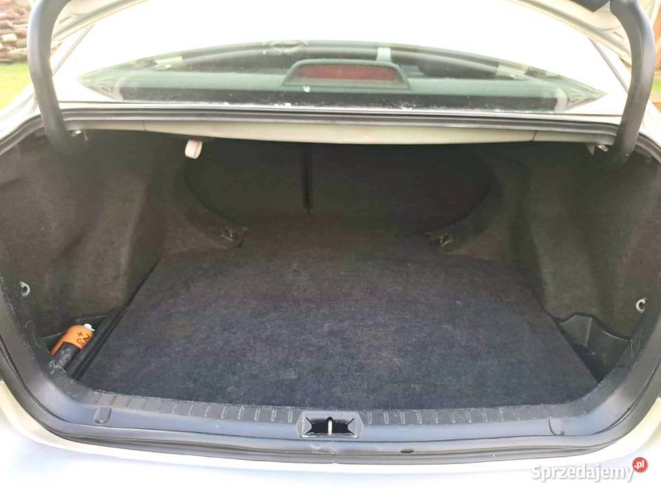 Piękna Toyota Avensis T25 18 Benzyna 2008r Sedan / Limuzyna Wyszyna Machorowska