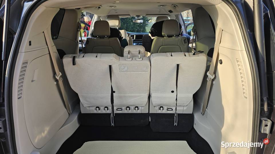 Chrysler Pacifica 2018 Touring L 36 7 osób dolnośląskie Wrocław