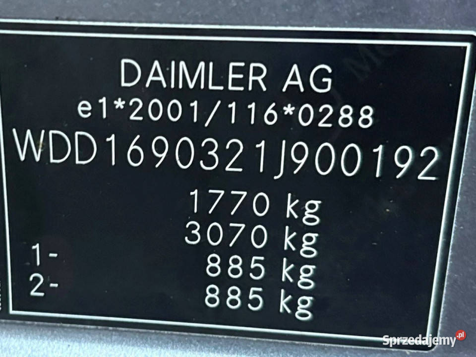 Mercedes A 180 17 benzyna Avantgarde Półskóry światła przeciwmgielne Lipówki