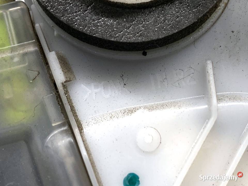 ZAMEK DRZWI PRAWY TYŁ TOYOTA AYGO II Hatchback