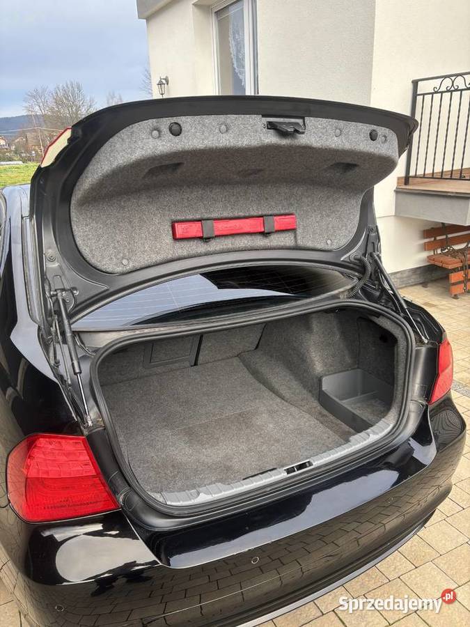 BMW Seria 3 E90 318i 143 2010 190 iDrive Brzozów