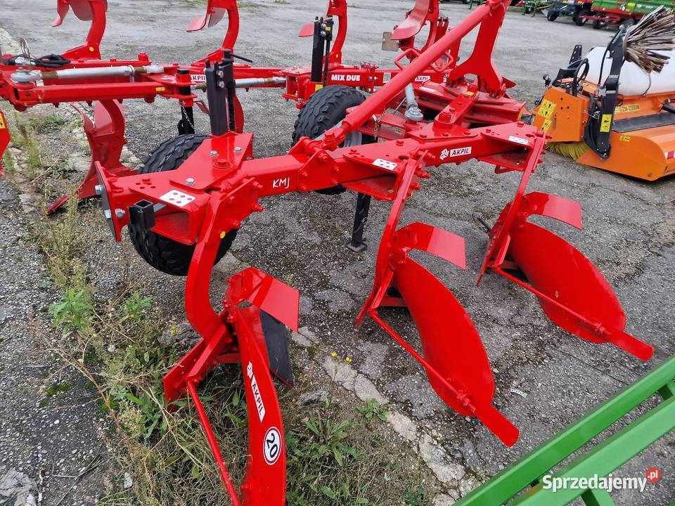 Pług jednobelkowy zagonowy AKPIL KMJ3 transport Kielce