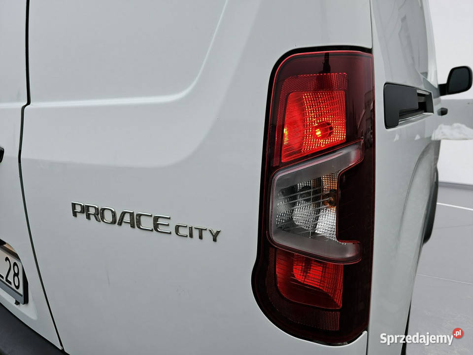 Toyota Proace City 15 D4D Standard 23t Active biały