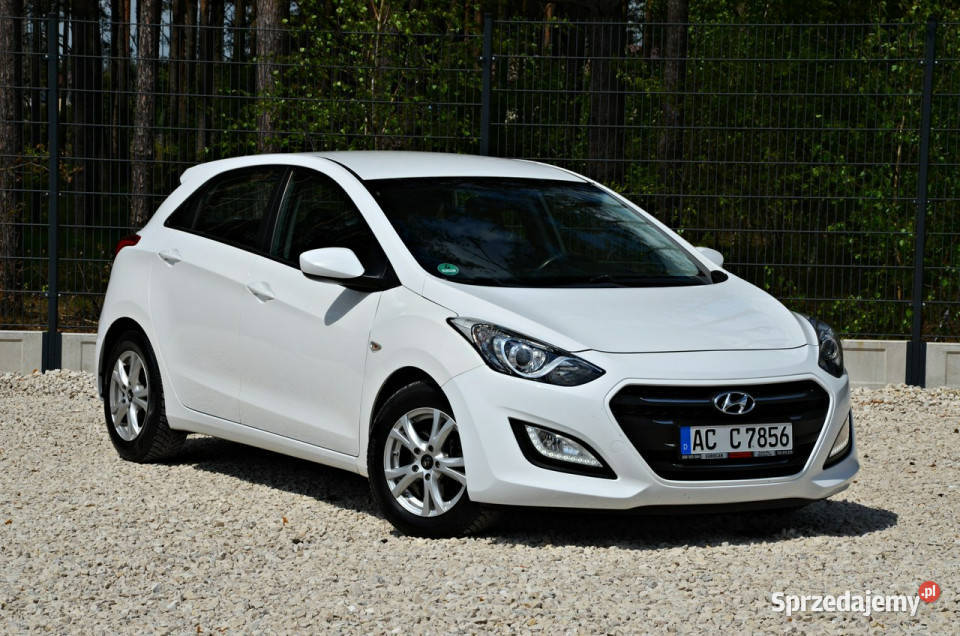 Hyundai i30 16 CRDi 110 Opłacony Serwis biały mazowieckie Ostrów Mazowiecka sprzedam