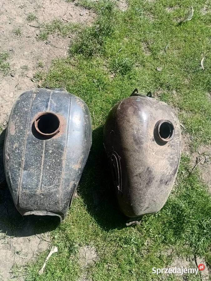 2 zbiorniki i 2 błotniki iż planeta jupiter