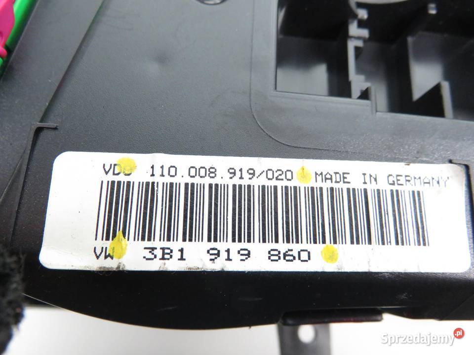 LICZNIK VW PASSAT B5 16 AHL 3B1919860
