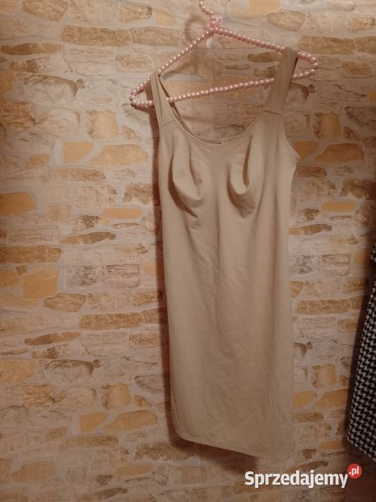 4042 LXL Beżowa halka pod sukienkę z Londynu Moda i Styl Kraków