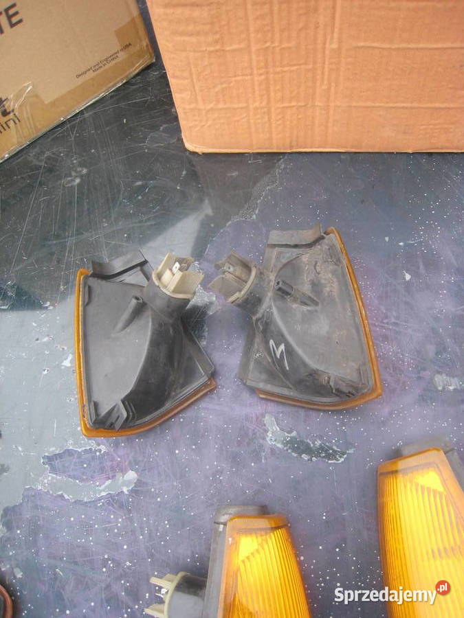 Kierunkowskaz przedni przód prawy lewy Volvo 340 Oświetlenie Kraków