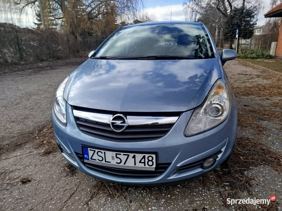 Opel Corsa zarejestrowana 5 drzwi aito z lpq D lakier metallic Toruń sprzedam