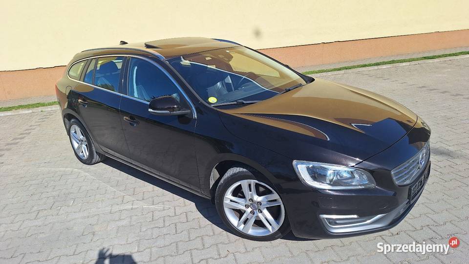 Volvo V60 Sumum 20 D 190 Zamość