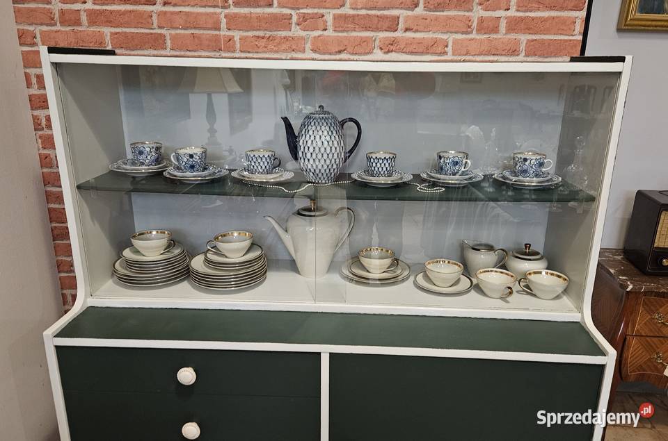 Kredens PRL retro lata 60te metamorfozie lubelskie Lublin