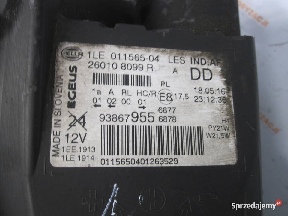 OPEL VIVARO B 16r lampa prawa przód 260108099R świętokrzyskie