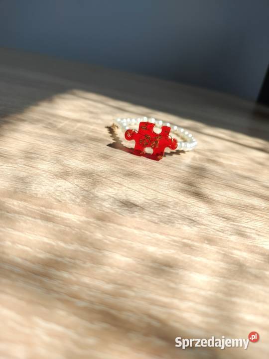 Bransoletka z koralików i żywicy sprzedam