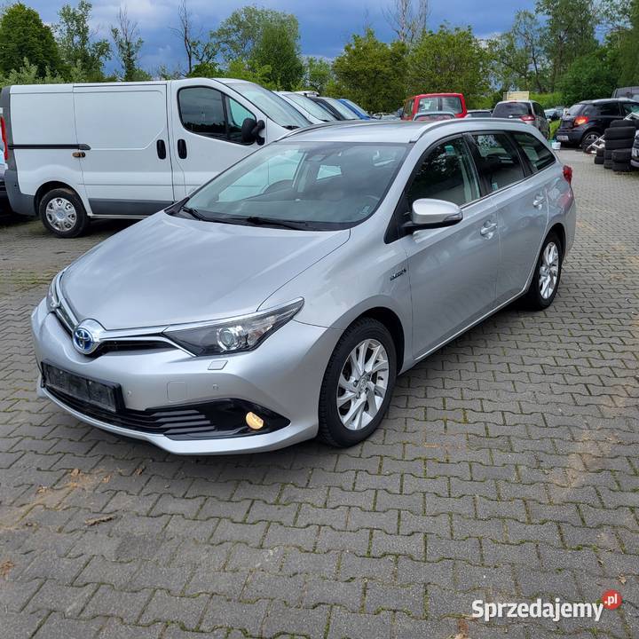 Toyota Auris 18 hybryda bezwypadkowy super stan Góra Kalwaria sprzedam