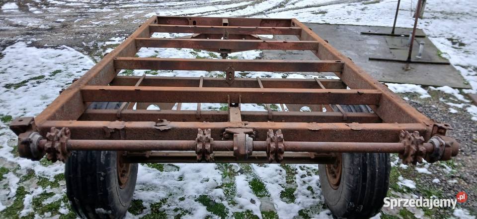 Rama rozrzutnika przyczepy platformy nieuszkodzony Łuków