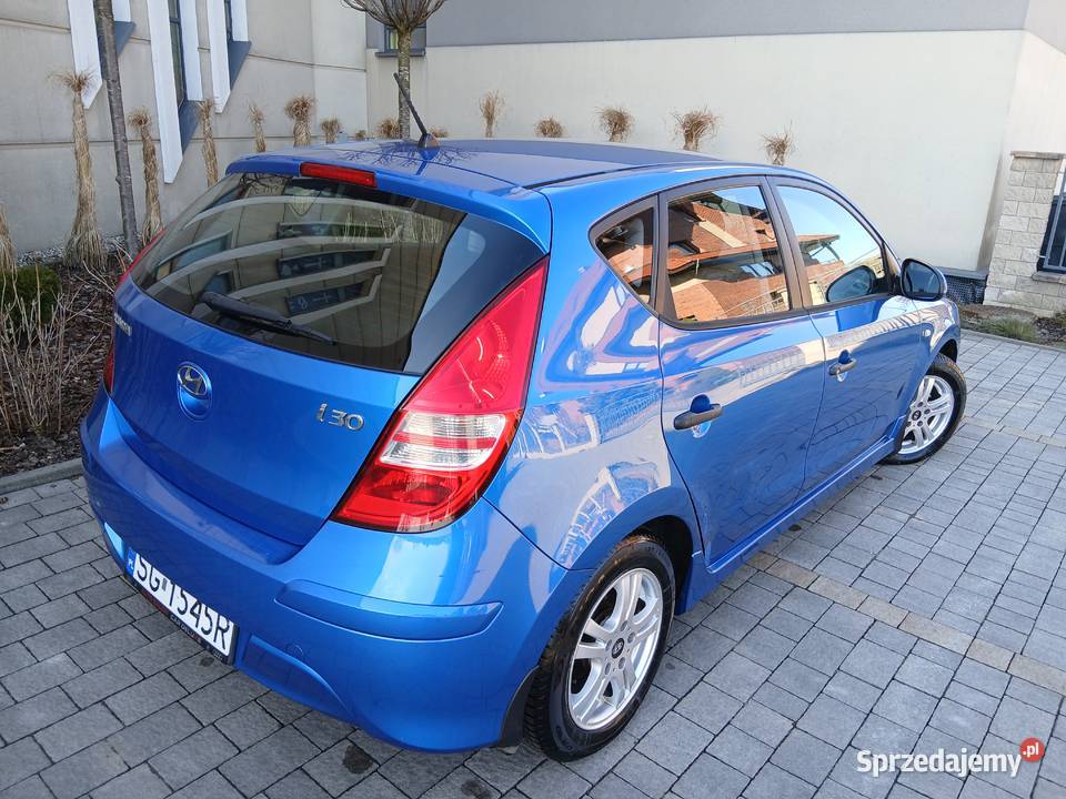 HYUNDAI i30 14 benz 2011r Klima Isofix Alufelgi i30 Gliwice sprzedam