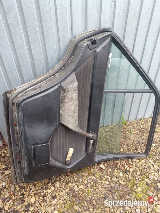 Lewe tylne kpl drzwi Mercedes 124 sedan wąska Katowice
