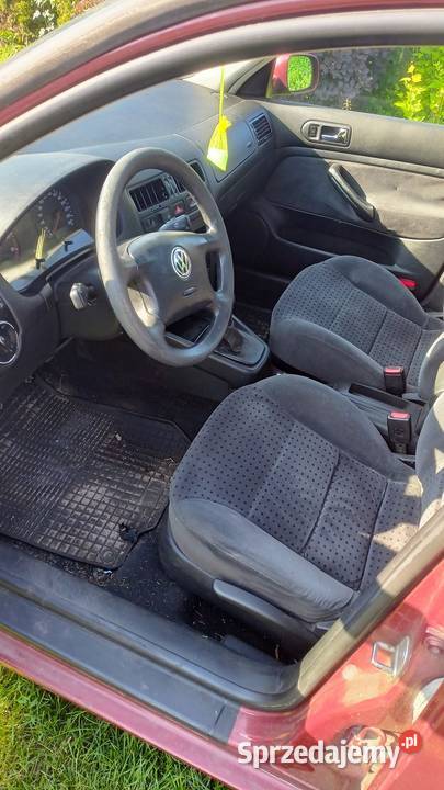 VW Bora 16 Uszkodzony Wielbark