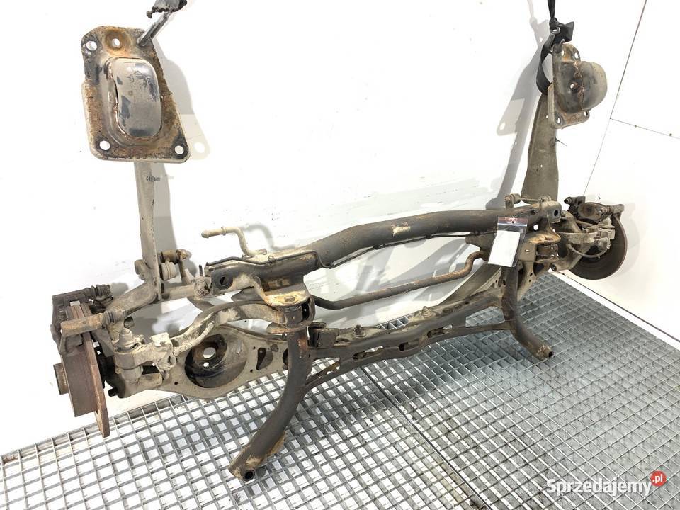 BELKA TYŁ VW TOURAN Minivan 0310 TYLNA