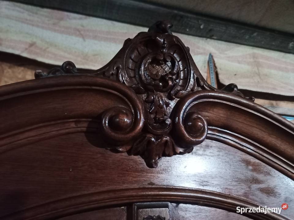 Szafa Rzeźbiona Rocaile i Lustro Kryształowe Kozy