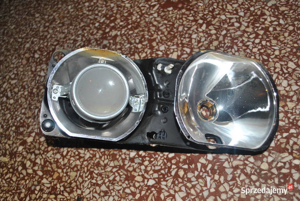Wkład lampy xenon lewy przód BMW E39 PRZEDLIFT Poręba