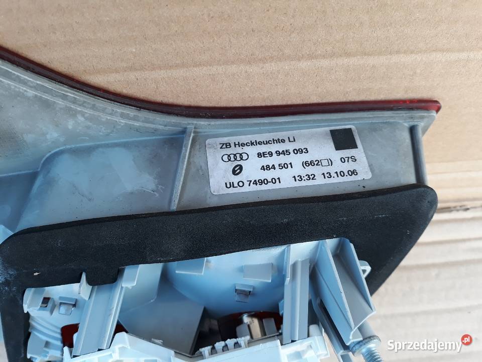 AUDI A4 B7 8E9 KOMBI LAMPA LEWA TYLNA LEWY TYŁ Oświetlenie Międzychód