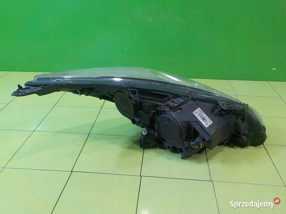 PEUGEOT 3008 I LIFT 16r 16 B 5D lampa lewa przod osobowe Lampy przednie Suków