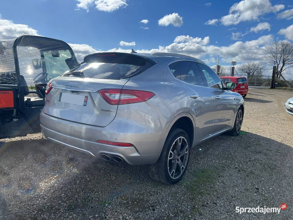 MASERATI Levante 30D V6 275 EH922 Katowice