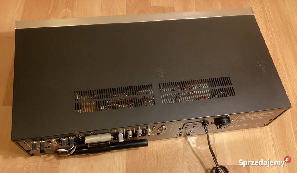 Wzmacniacz Amplituner AKAI AA810 SPRAWNY śliczne