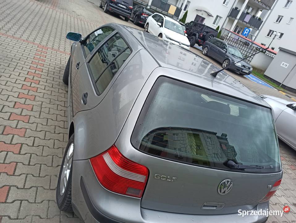 VW golf Rok produkcji 2003 Volkswagen Radom sprzedam
