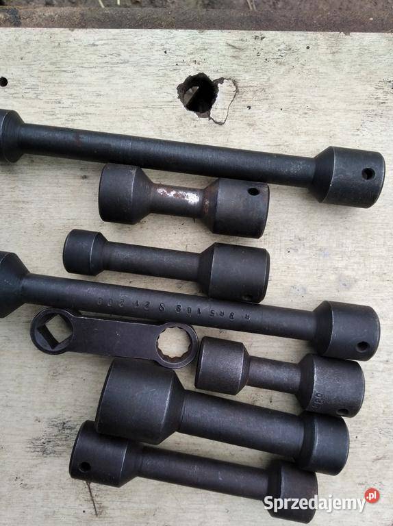 Ursus 28123512MF 255 MF235 klucze serwisowe